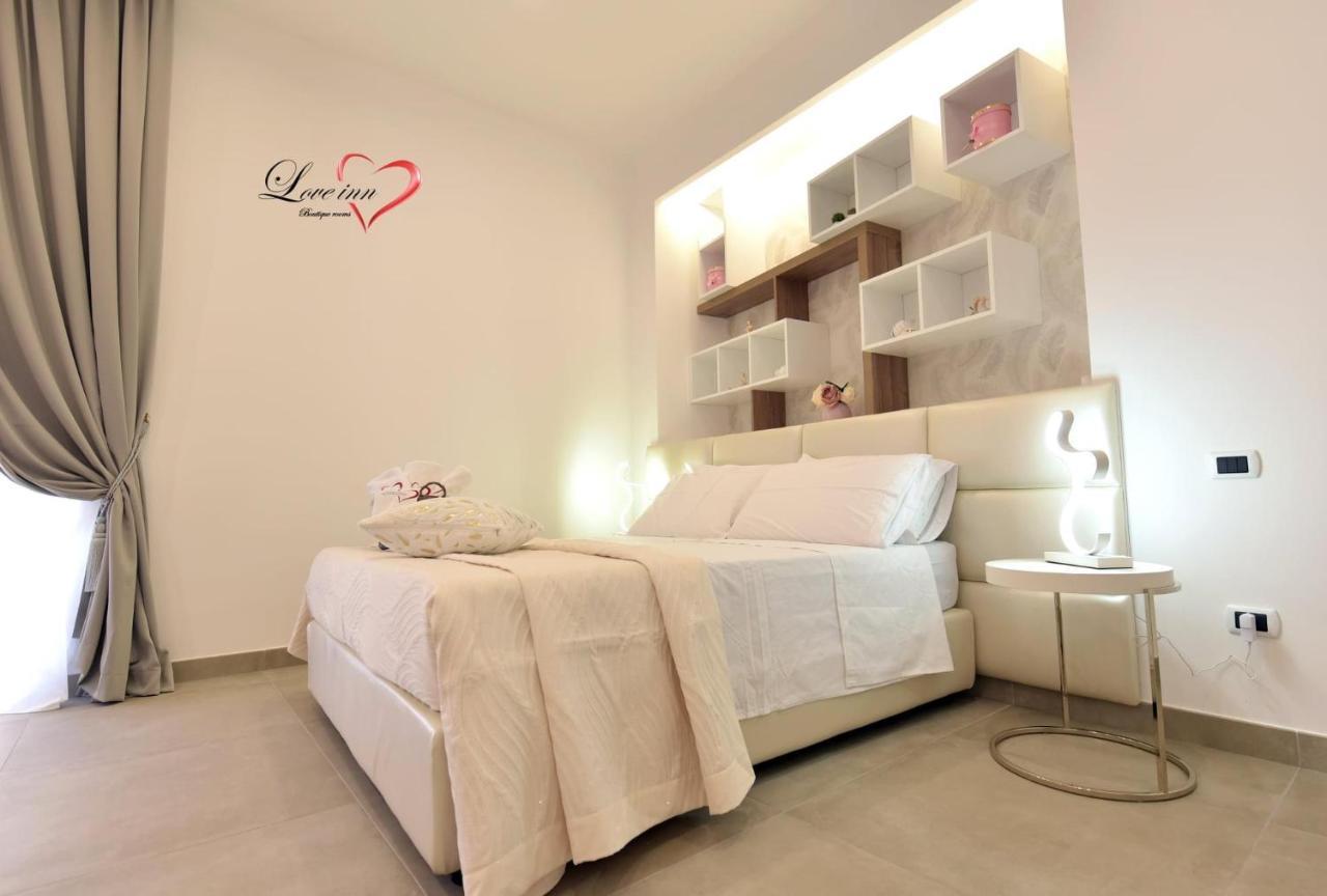 Love Inn Помпеи Экстерьер фото