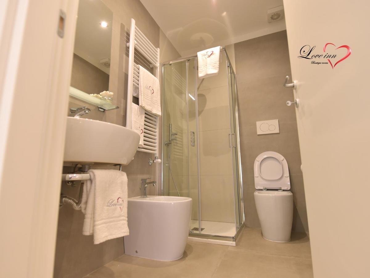 Love Inn Помпеи Экстерьер фото