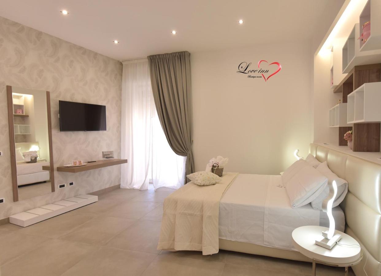 Love Inn Помпеи Экстерьер фото