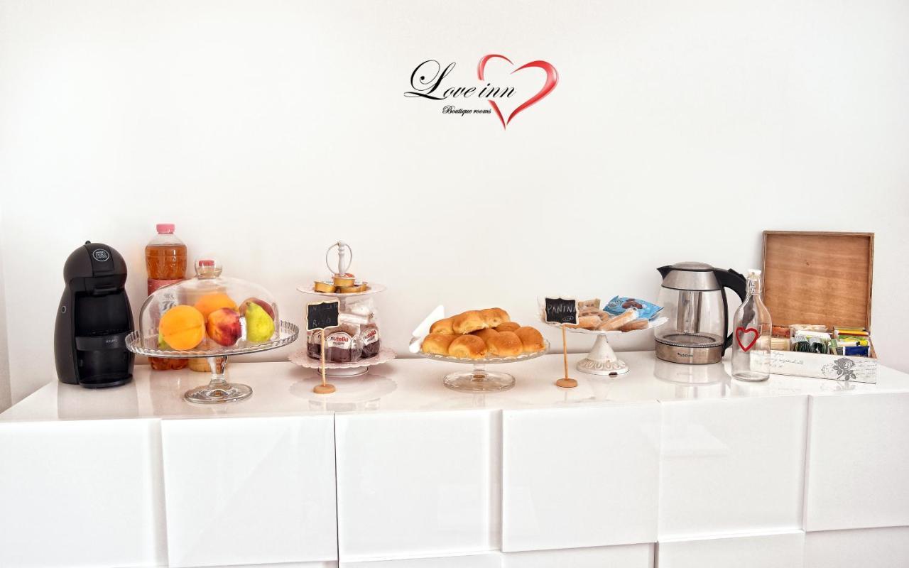 Love Inn Помпеи Экстерьер фото