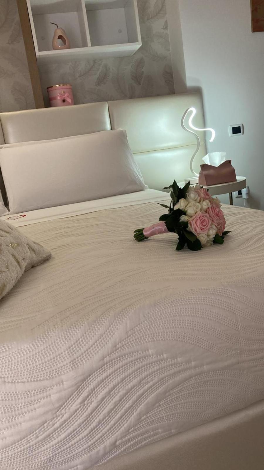 Love Inn Помпеи Экстерьер фото